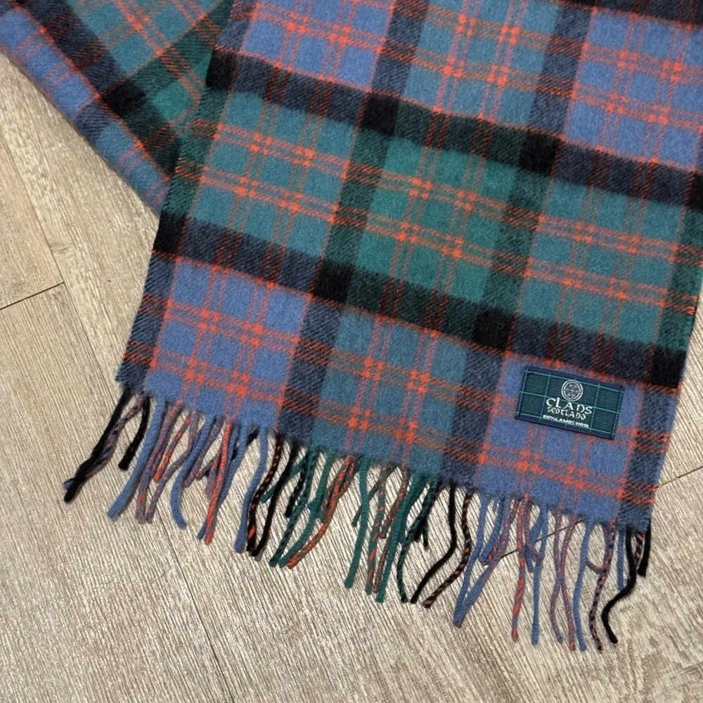 Clans Scotland VINTAGE 100% Lambswool Tartan Plaid Scarf Quiet Luxury 60